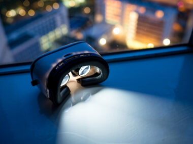 Virtual reality training cuts falls