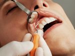 periodontitis/parkinsonsnewstoday.com/gum disease linked to increased Parkinson's risk